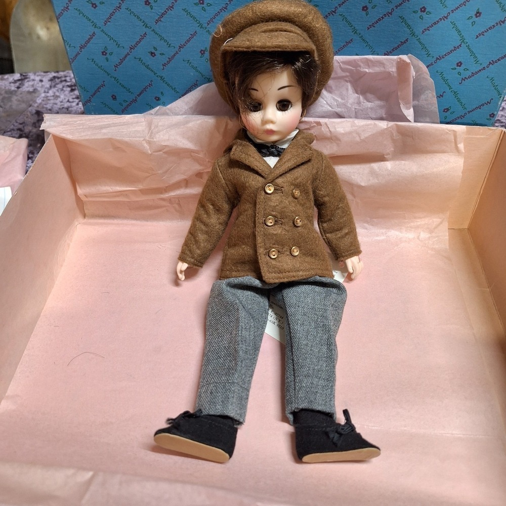 Madame Alexander Laurie Doll 1325 Little Women Vintage 1970s Storybook Brown Box